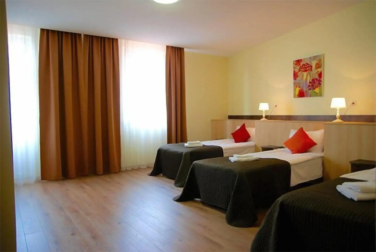 City Gate Hotel