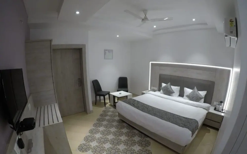 Executive room