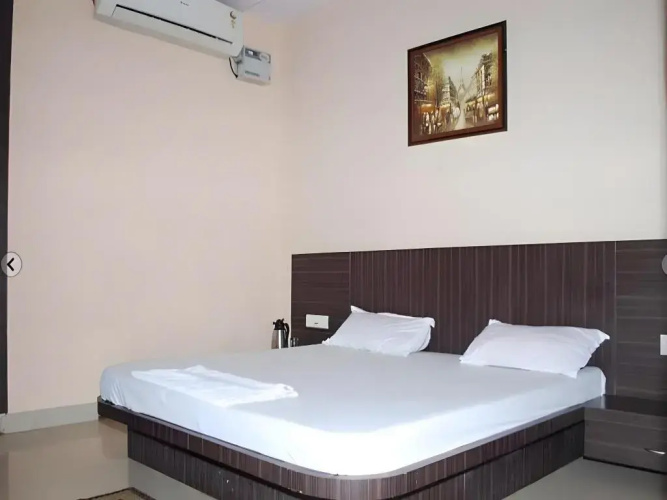 OYO 2839 Hotel Ganga Palace
