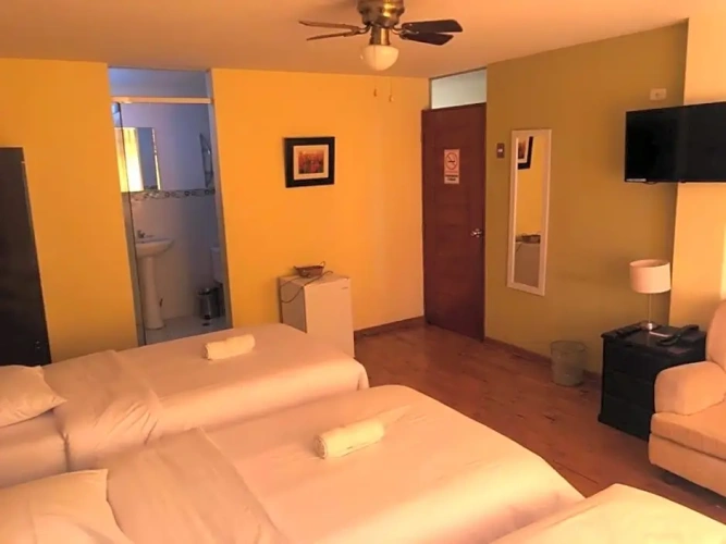 Standard Triple room