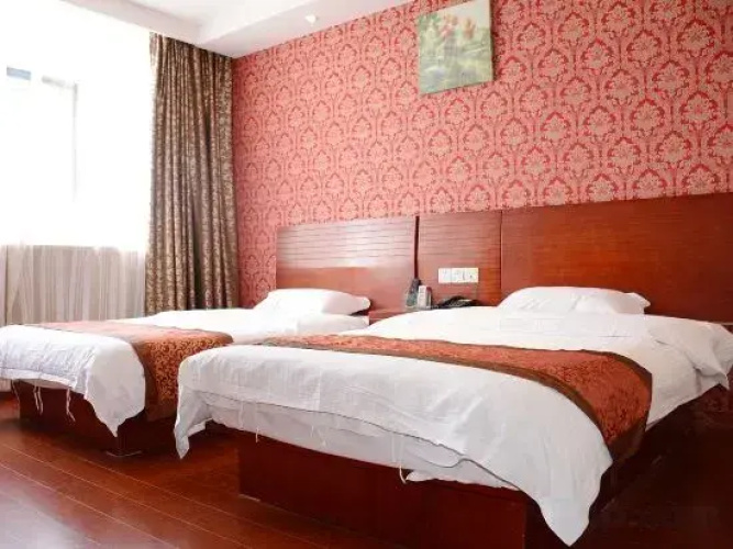 Holiday Inn Shanghai Viberly