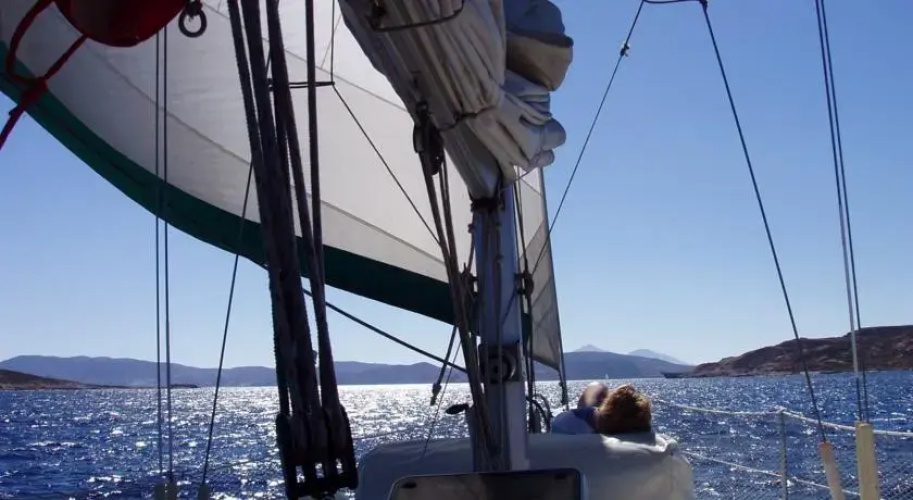 Kirki Sailing