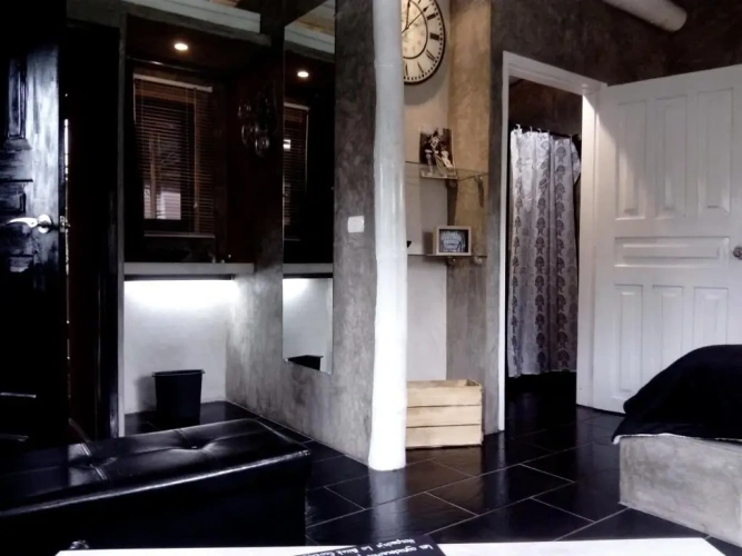 Suite with pool view