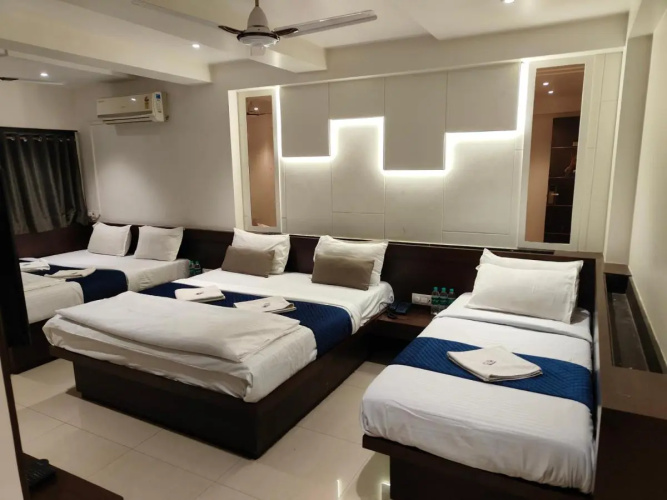 Anand Palace