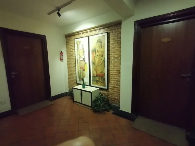 Comfort room