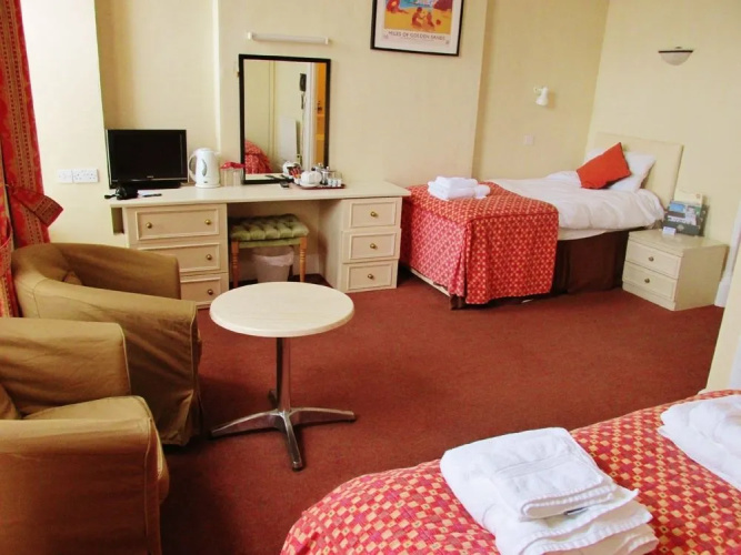 Fourcroft Hotel