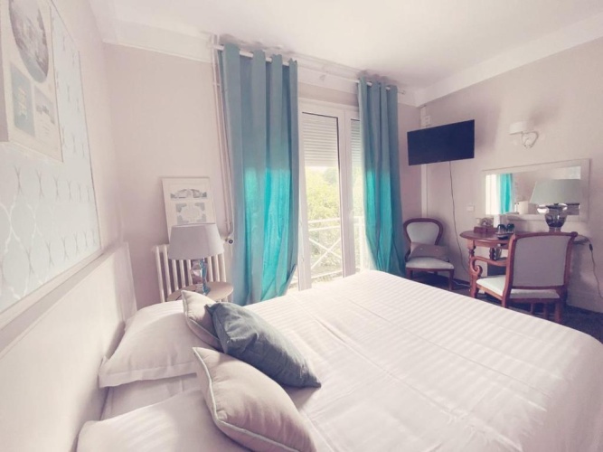 Classic Double room with balcony and with view