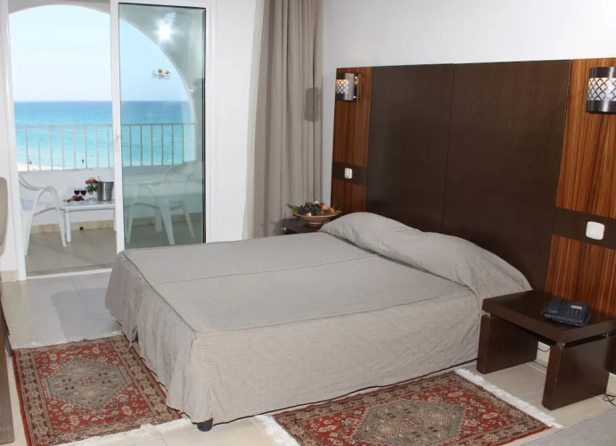 Standard Double room with sea view
