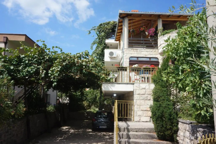 Apartments Bozic
