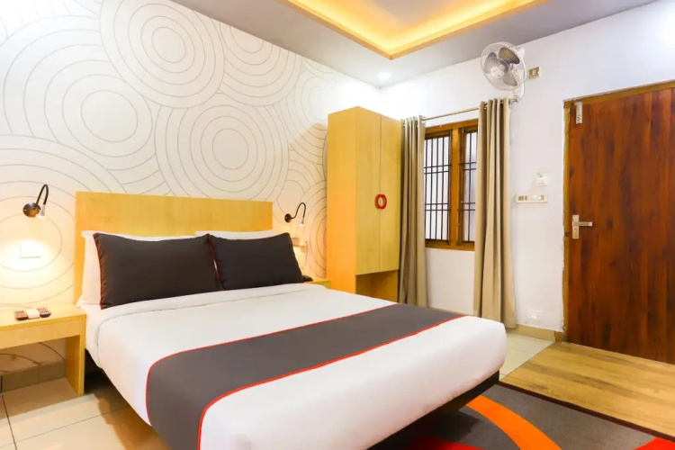 Marhaba Rooms by OYO Rooms