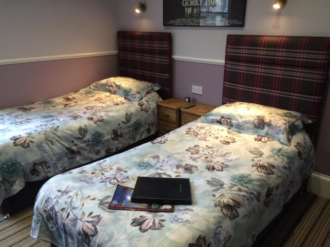 Standard Twin room