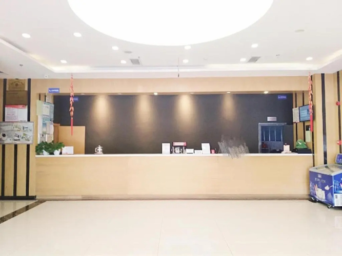 7Days Premium Linyi Hedong Caiyuan Square