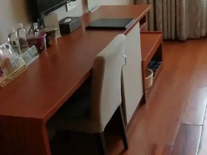 Jiangletai River Hotel