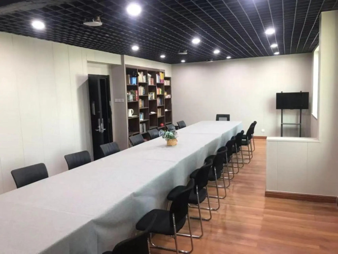 Clarity Hotel (Yishui Bus Terminal)