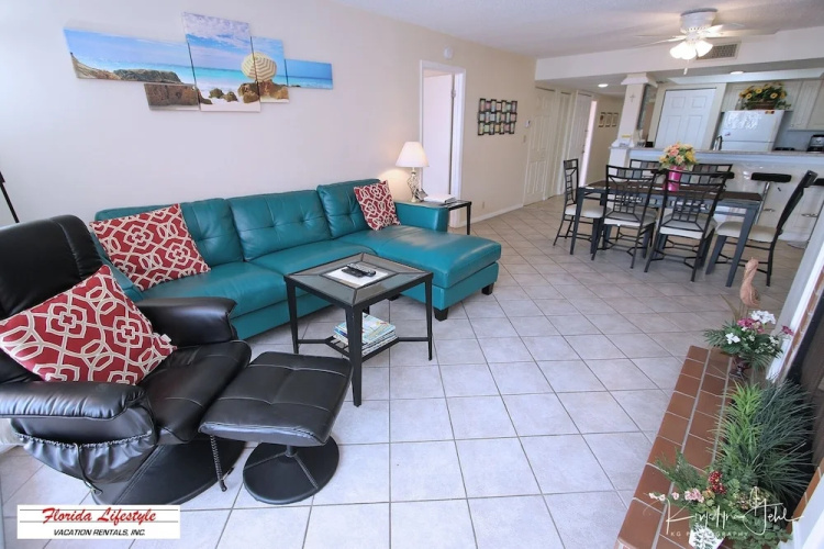 Beach Cottage 2204
