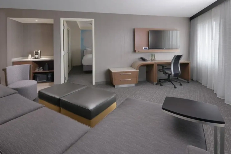 Double Suite