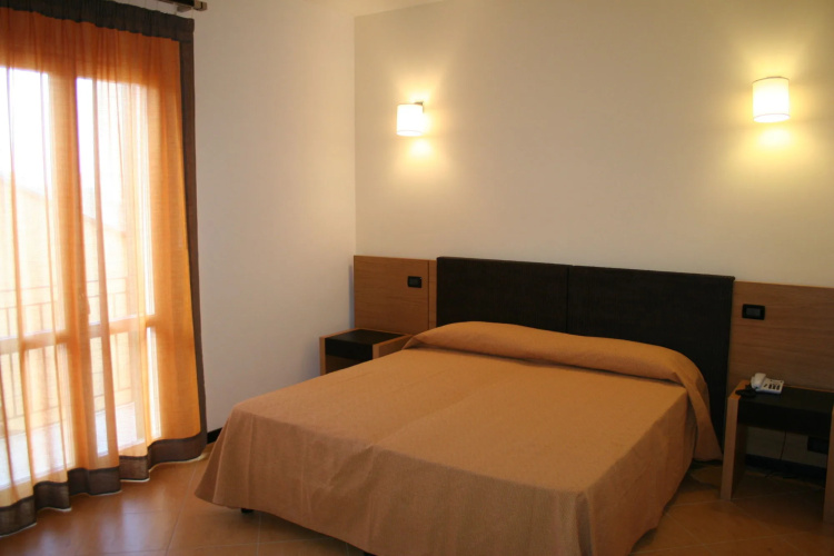 Cerri Hotel