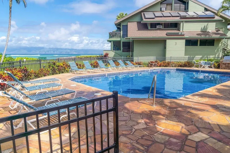 Kahana Outrigger 4B1