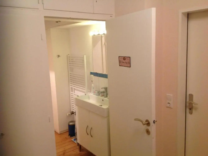 apartment-am-airport