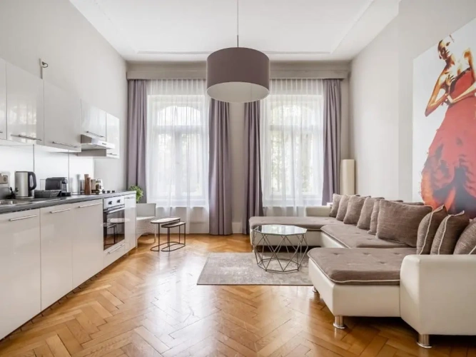 2 Bedrooms Suite