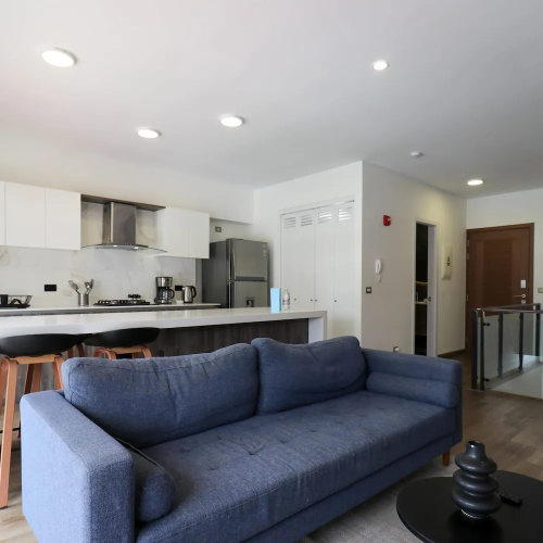 w Bright 2BR Duplex in Miraflores