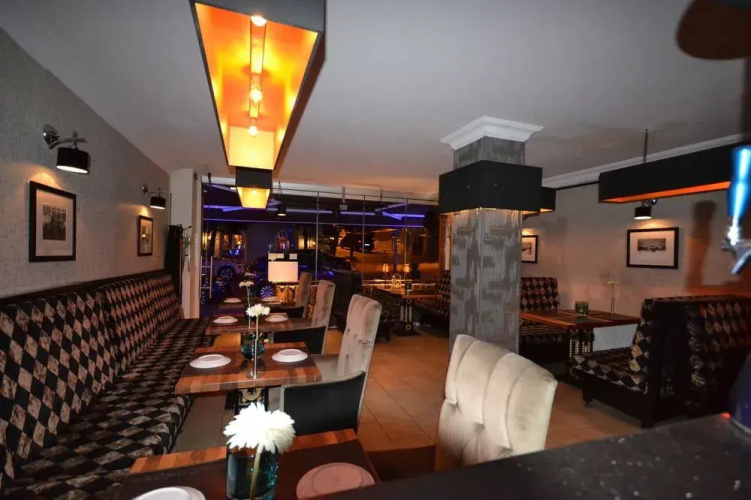 Hippodrome Apartment