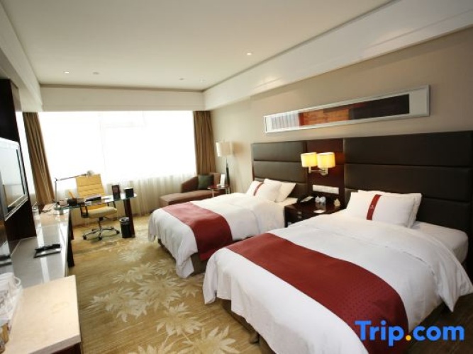 Superior Twin room with river view