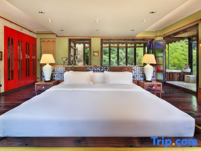 Standard Double room with courtyard view