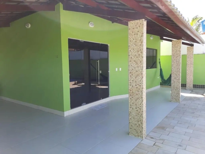 4 Bedrooms Cottage