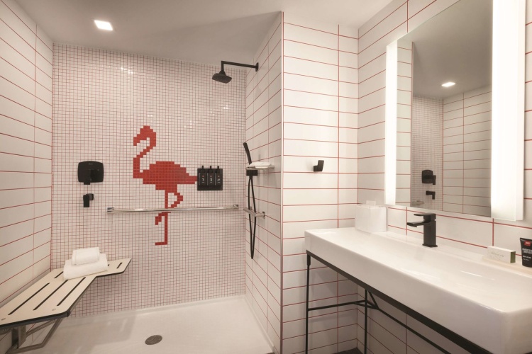 Radisson RED Miami Airport photo 10