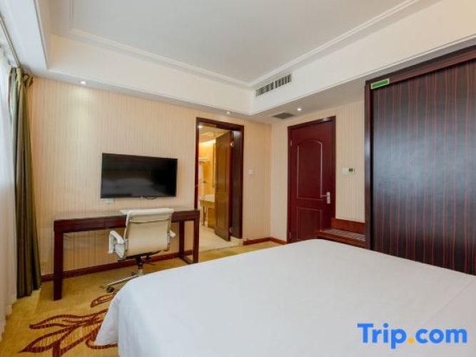 Deluxe Double Suite