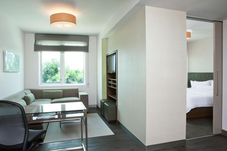 1 Bedroom Double Suite