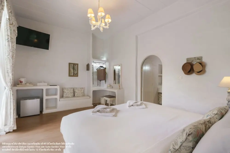 Deluxe Double room with garden view