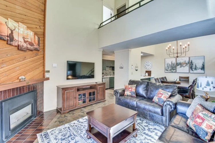 3 Bedrooms Apartment with balcony
