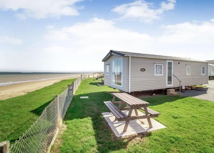 3 Bedrooms Cottage
