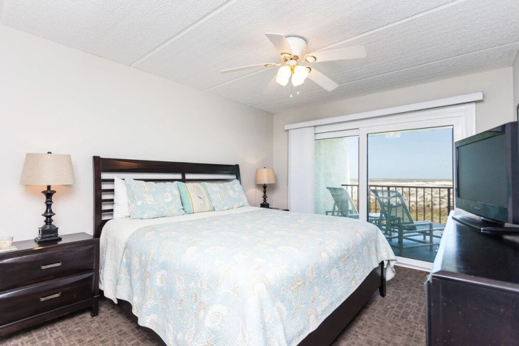 Island South Condominiums