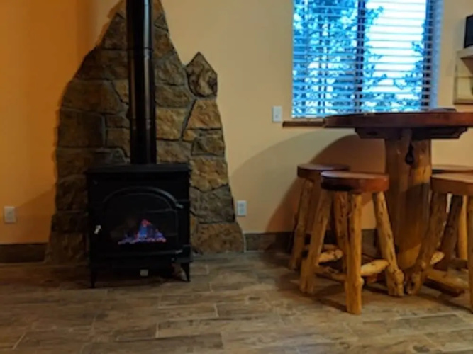 473 Mainsail 2 Bedroom Condo by RedAwning