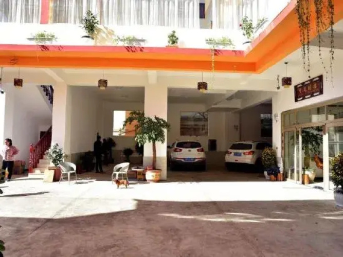 Ninglang Jiayi Homestay