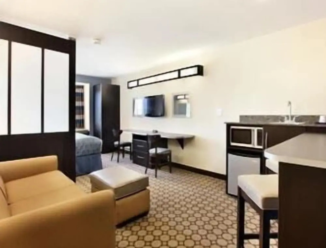 Microtel Inn And Suites Weeki Wachee/spring Hill