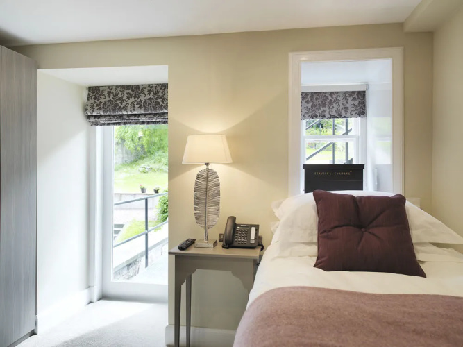 Ailsa Craig Hotel
