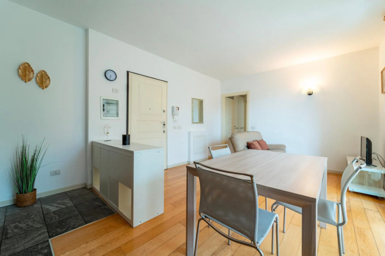 Como Comfort Flat in Como