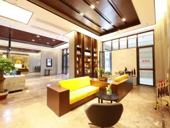 Ling Jiang Hotel