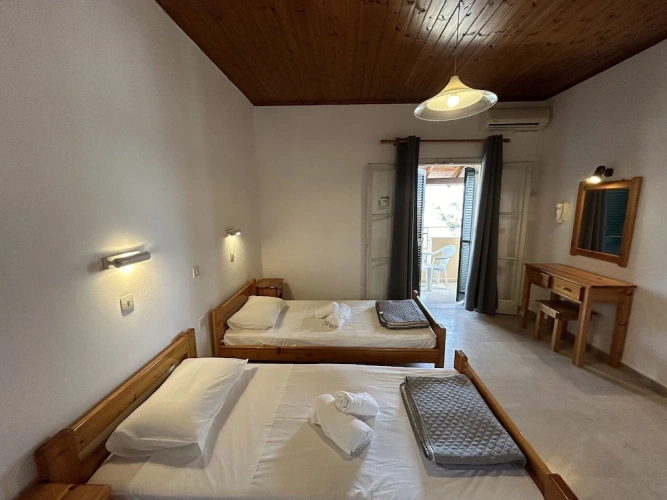 Standard Quadruple room