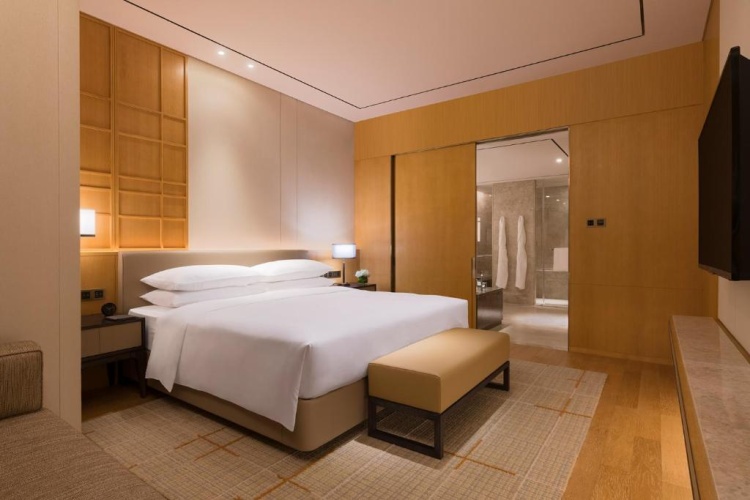 Deluxe Double Club room