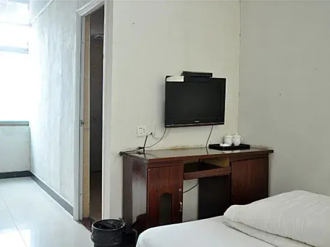 Mengyin Time Hotel