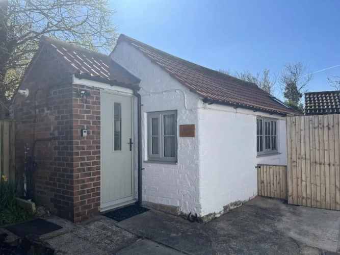1 Bedroom Cottage