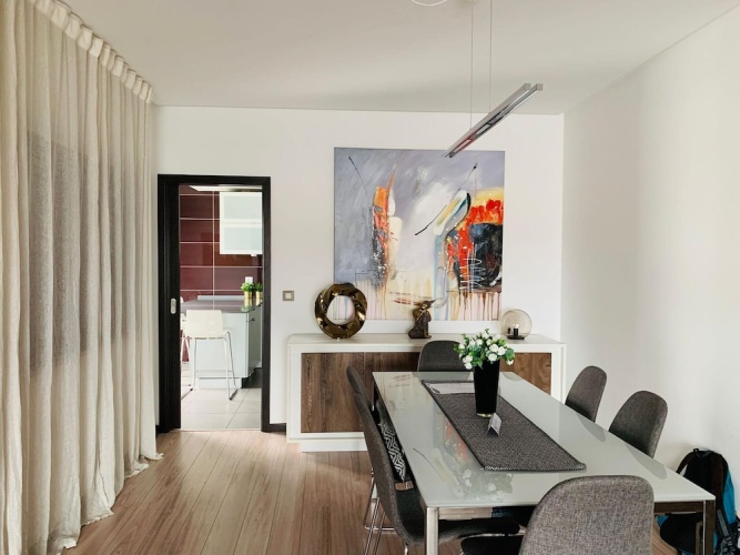 Modern Flat Near Lisbon