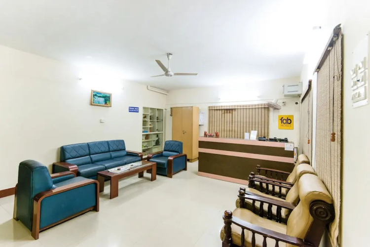 FabHotel T Nagar Chennai Stay