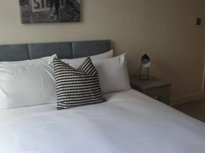 Cityscape Two Bedroom Apartment Ipswich