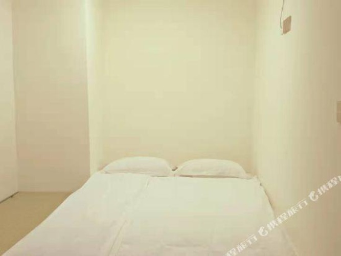 Business Triple Suite